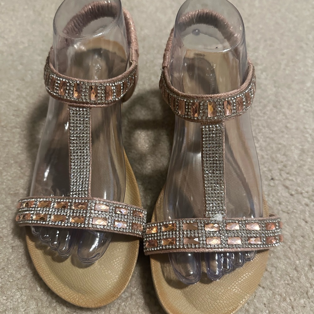 Women’s sandals
